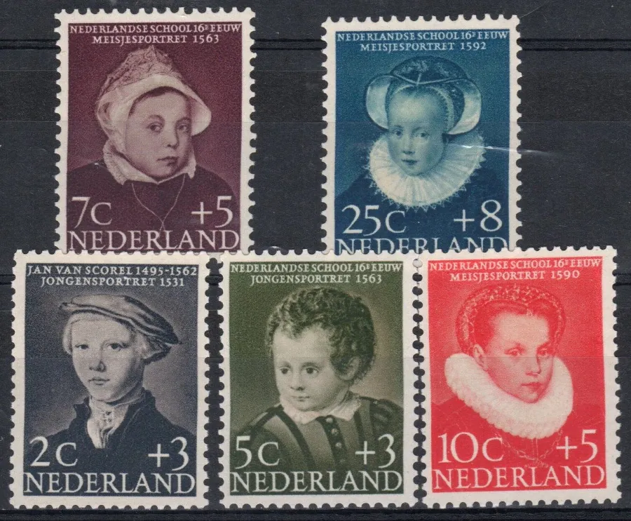 0685-689**