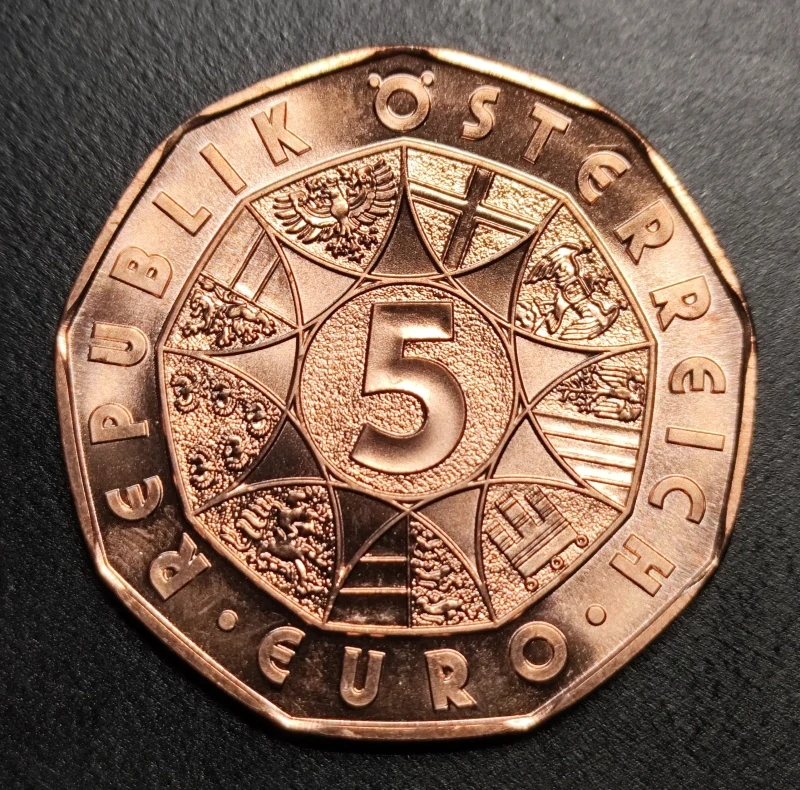 5 Euro 2024