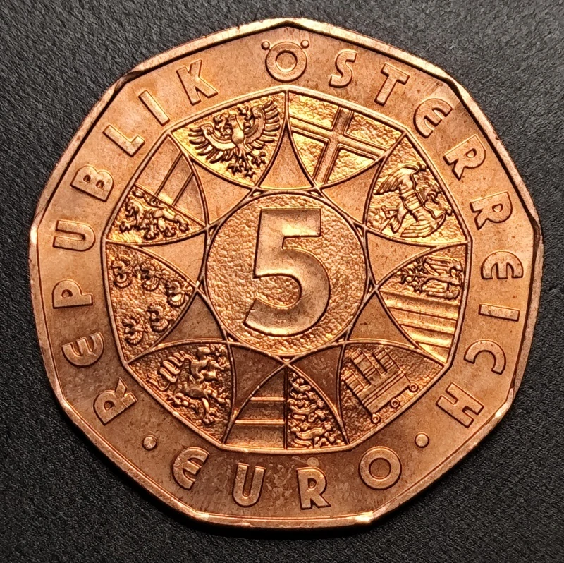 5 Euro 2013