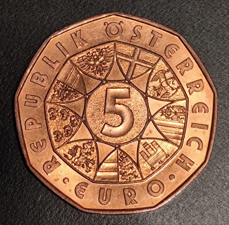 5 Euro 2019