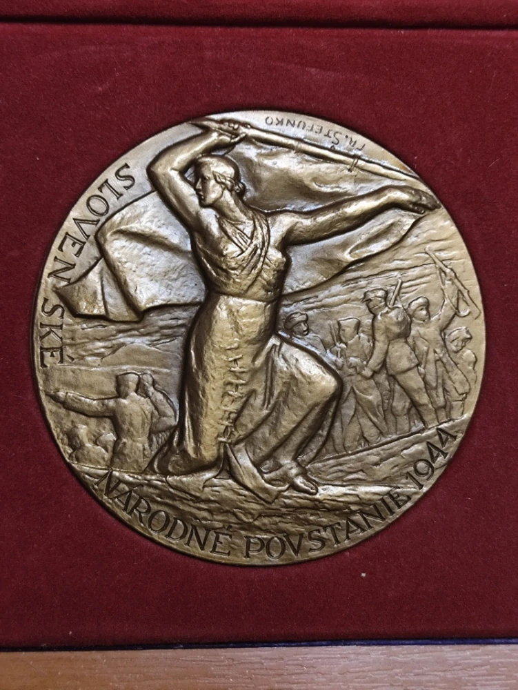 Medalia Slovenské národné povstanie