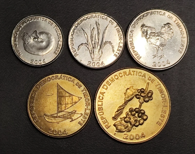 Východný Timor 2004