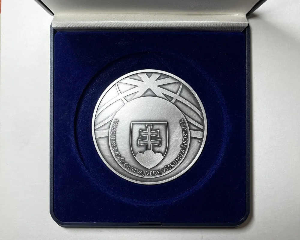 Čestné uznanie - Ministerstvo školstva 