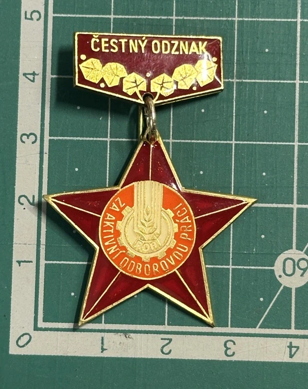 Čestný odznak - Za aktívnu a odbornú prácu