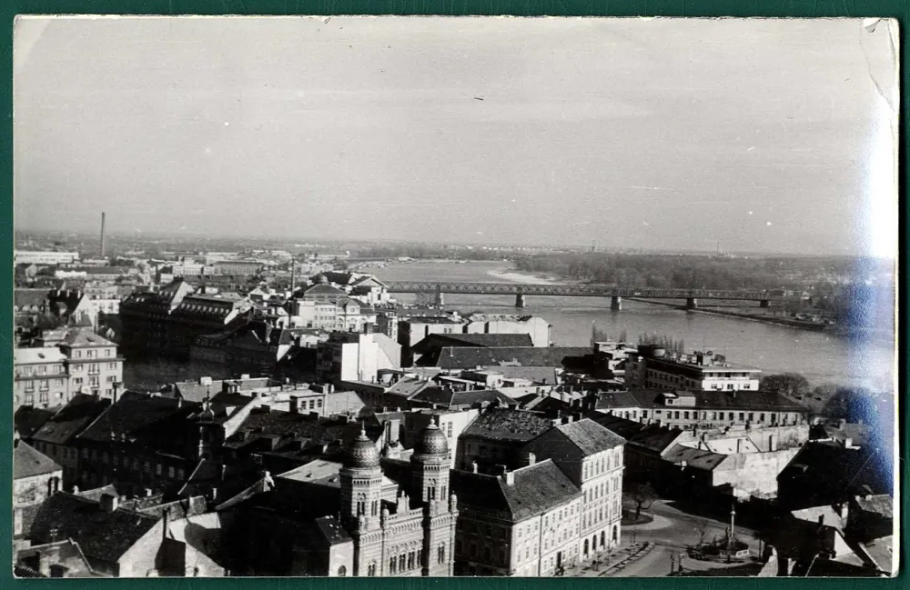 Bratislava - 6x fotografia