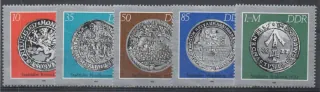 3040-3044