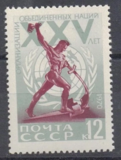 3773