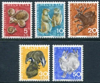 0826-0830 **Fauna