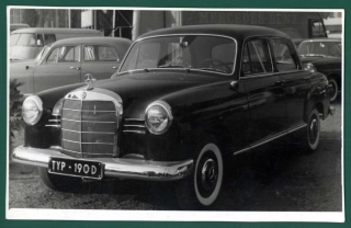 Auto - dobová fotografia