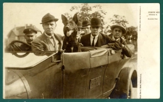 Auto - dobová pohľadnica