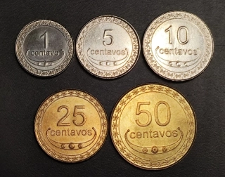 Východný Timor 2004