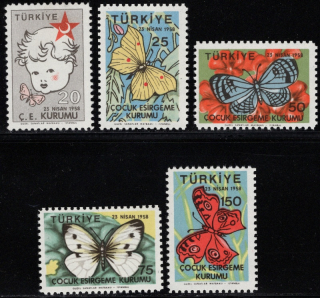 0242-0246 Fauna