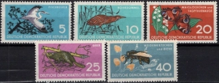 0688-0692 Fauna