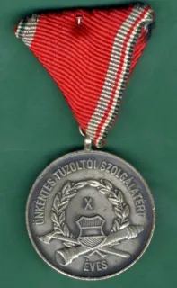 Vyznamenanie dobrovoľného hasiča za 10 rokov služby r.1958