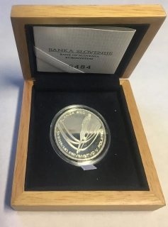 30 Eur 2010