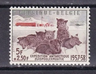 1072