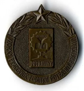 Vzorny pracovník podniku potraviny Bratislava