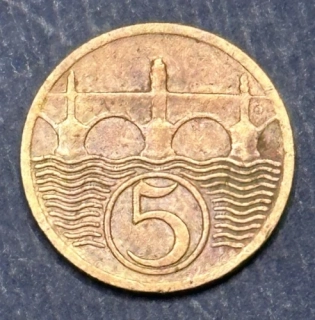 02/  1930 - 5 h.