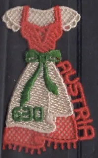 3285**