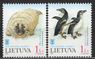 0733-0734 Fauna
