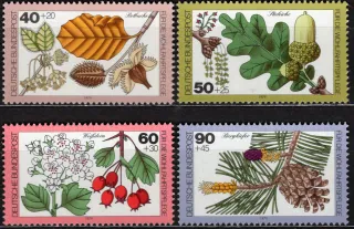 1024-1027 Flóra