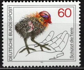 1102
