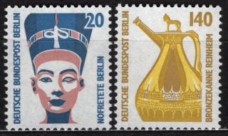 0831-0832