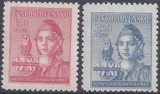 0429-0430**  Zjazd študentov