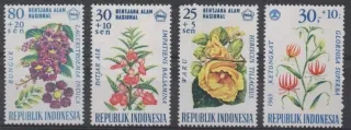 0536-0539 Kvety