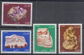 0821-0824
