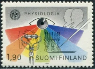 1073