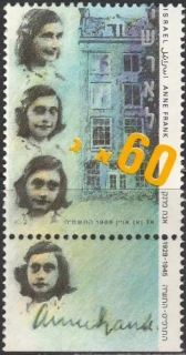 1090