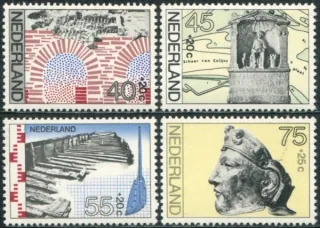 1097-1100