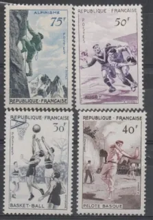 1100-1103