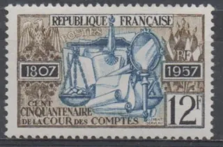 1135