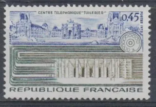 1832