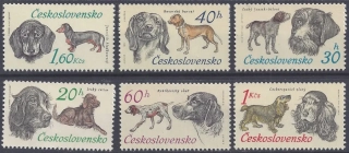 2042-2047**  Loveckí psi