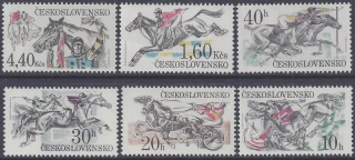 2340-2345** Dostihy