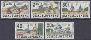 2393-2397** Historické bicykle