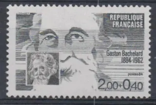 2452