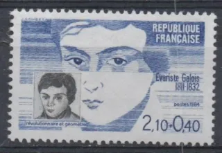 2472