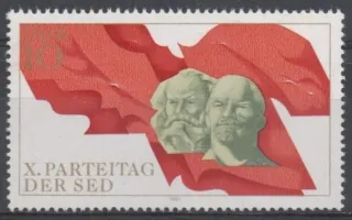 2582