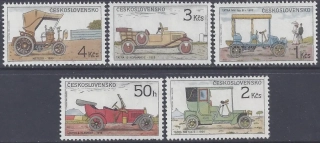 2831-2835**  Historické automobily