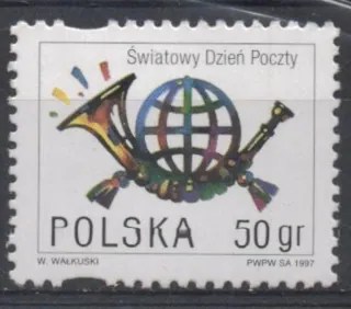 3676