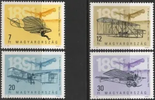4151-4154 ** Lietadlá