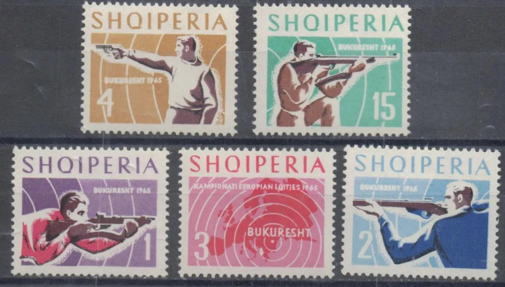 0934-0938 Sport