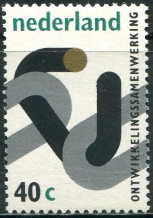 1018