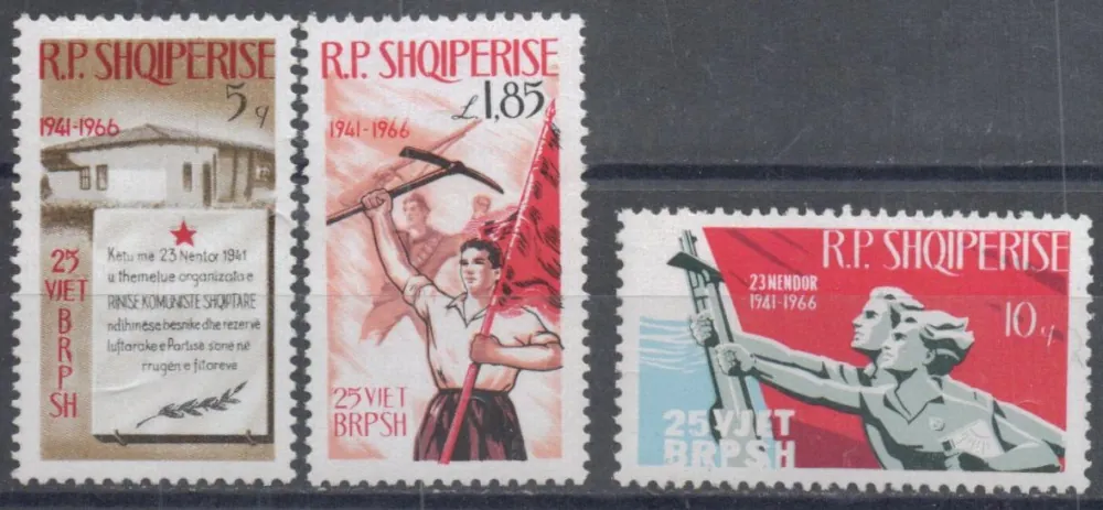 1121-1123
