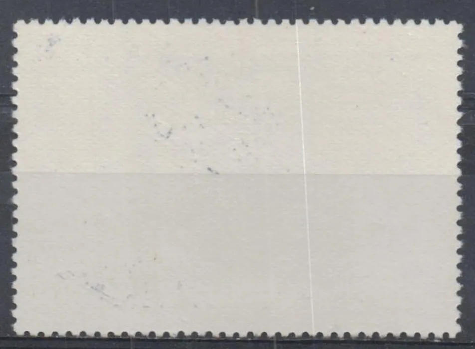 4452
